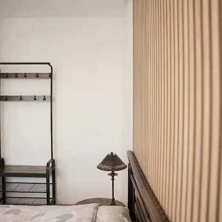 Cosy A Priest 78m² Proche Tramway Apartment *