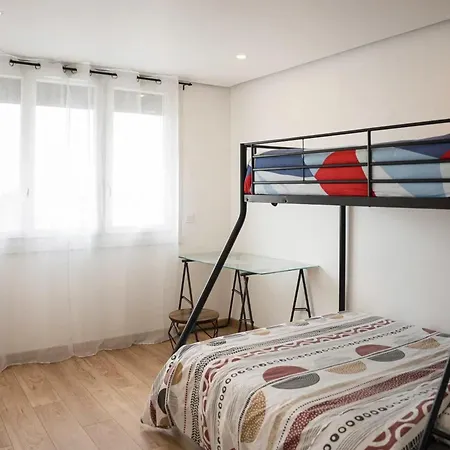 Cosy A Priest 78m² Proche Tramway