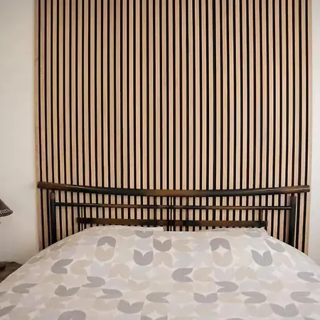 Cosy A Priest 78m² Proche Tramway Apartment *